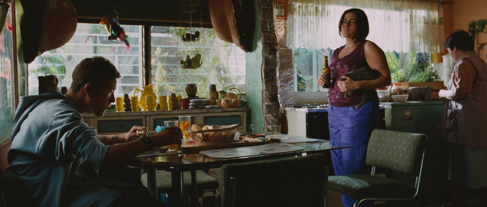 Sin nombre (2009), wide, 2.35:1 — film still