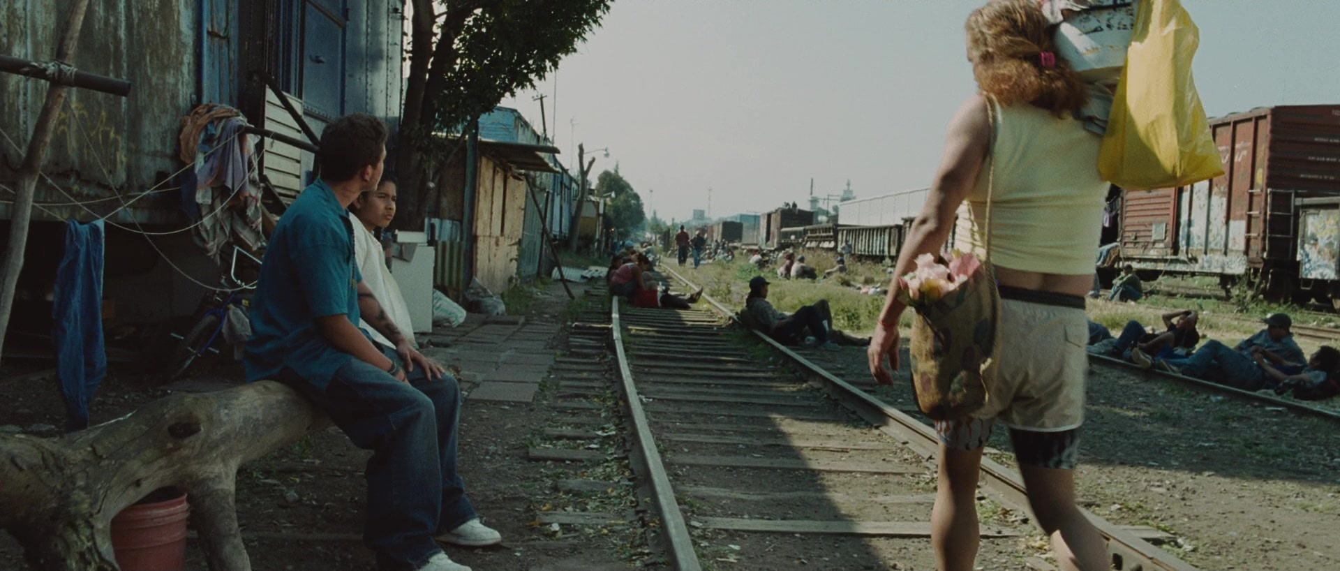 Sin nombre (2009), wide, 2.35:1 — film still