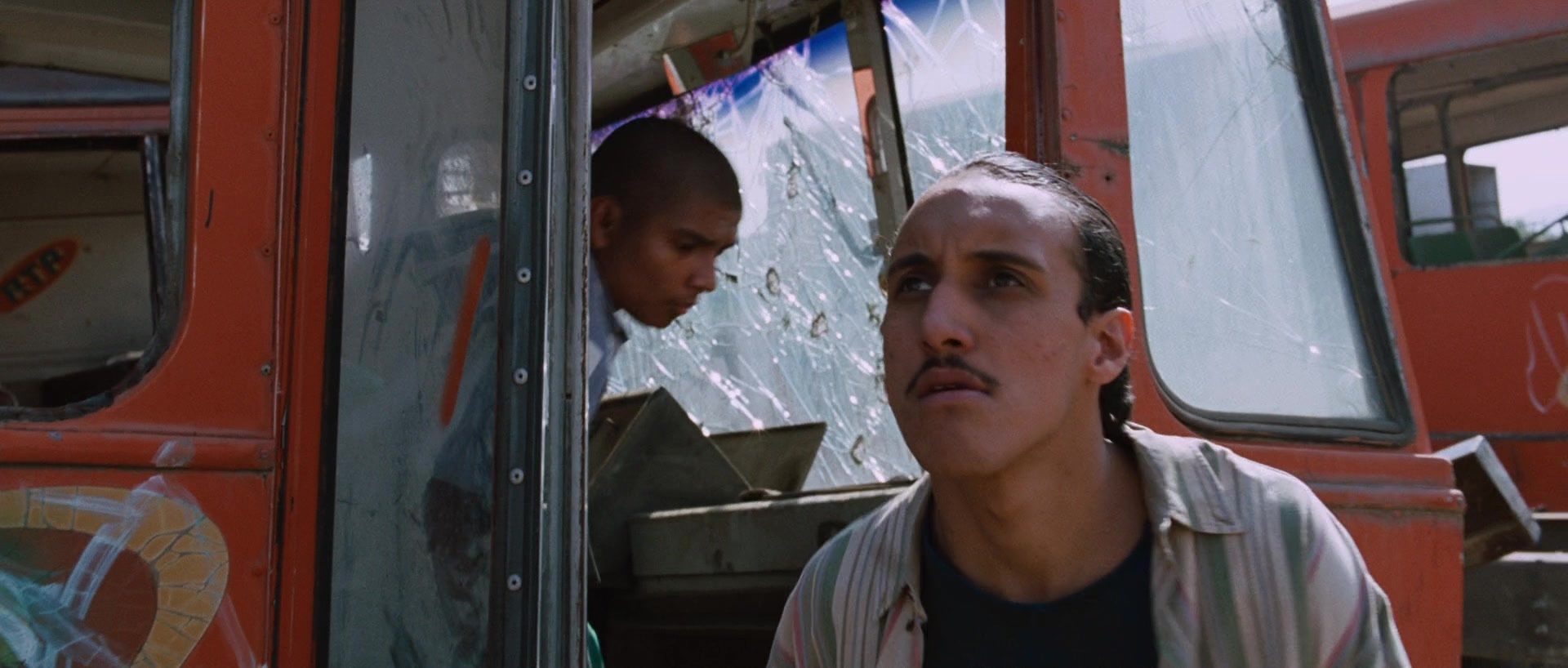 Sin nombre (2009), medium, 2.35:1 — film still