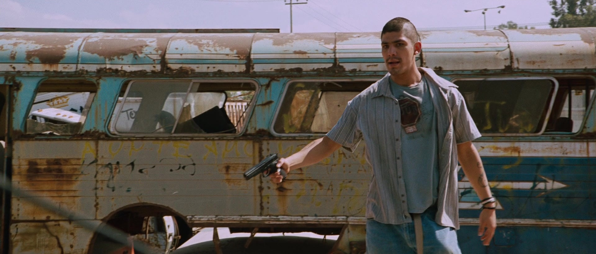 Sin nombre (2009), wide, 2.35:1 — film still