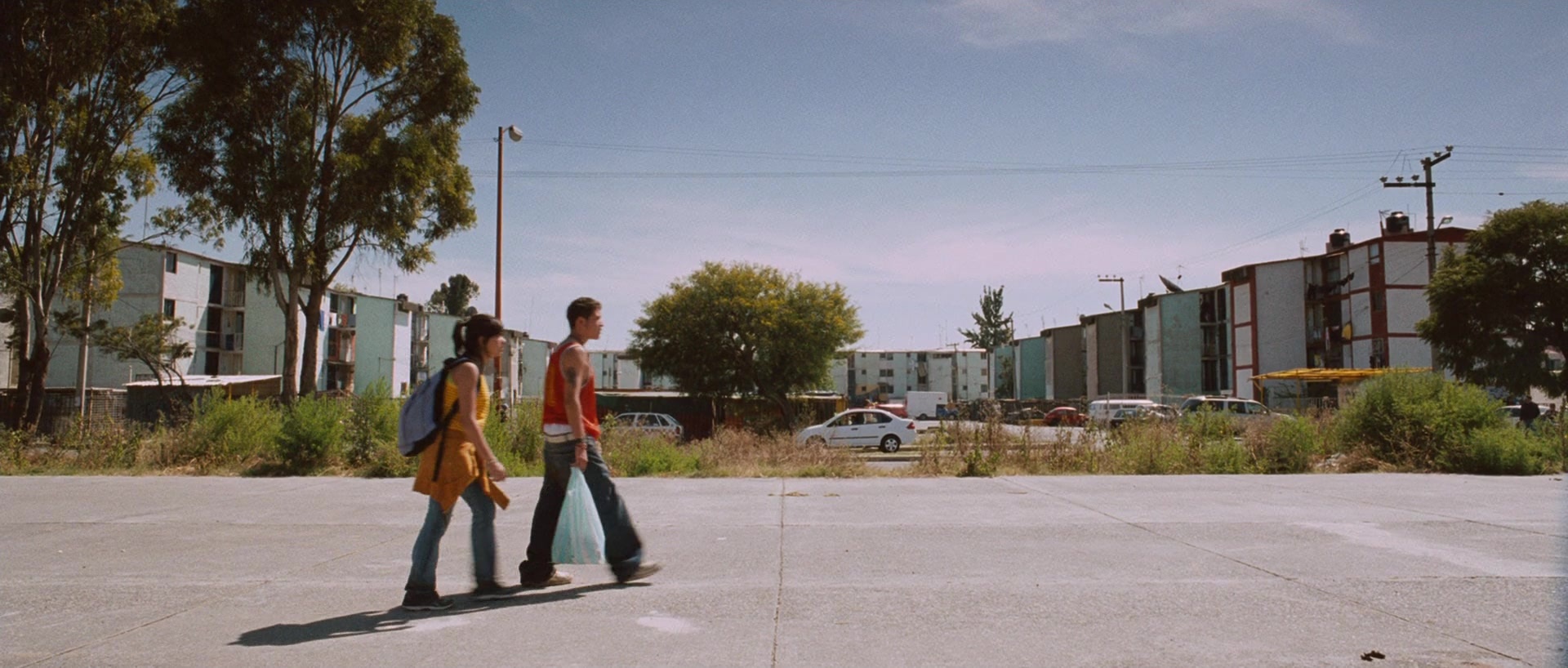 Sin nombre (2009), wide, 2.35:1 — film still