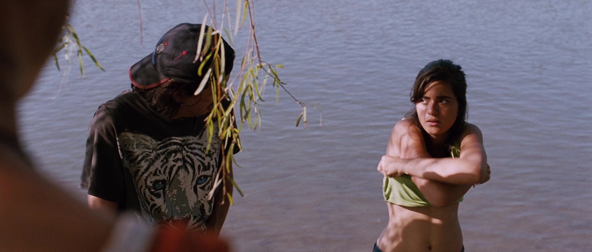 Sin nombre (2009), wide, 2.35:1 — film still