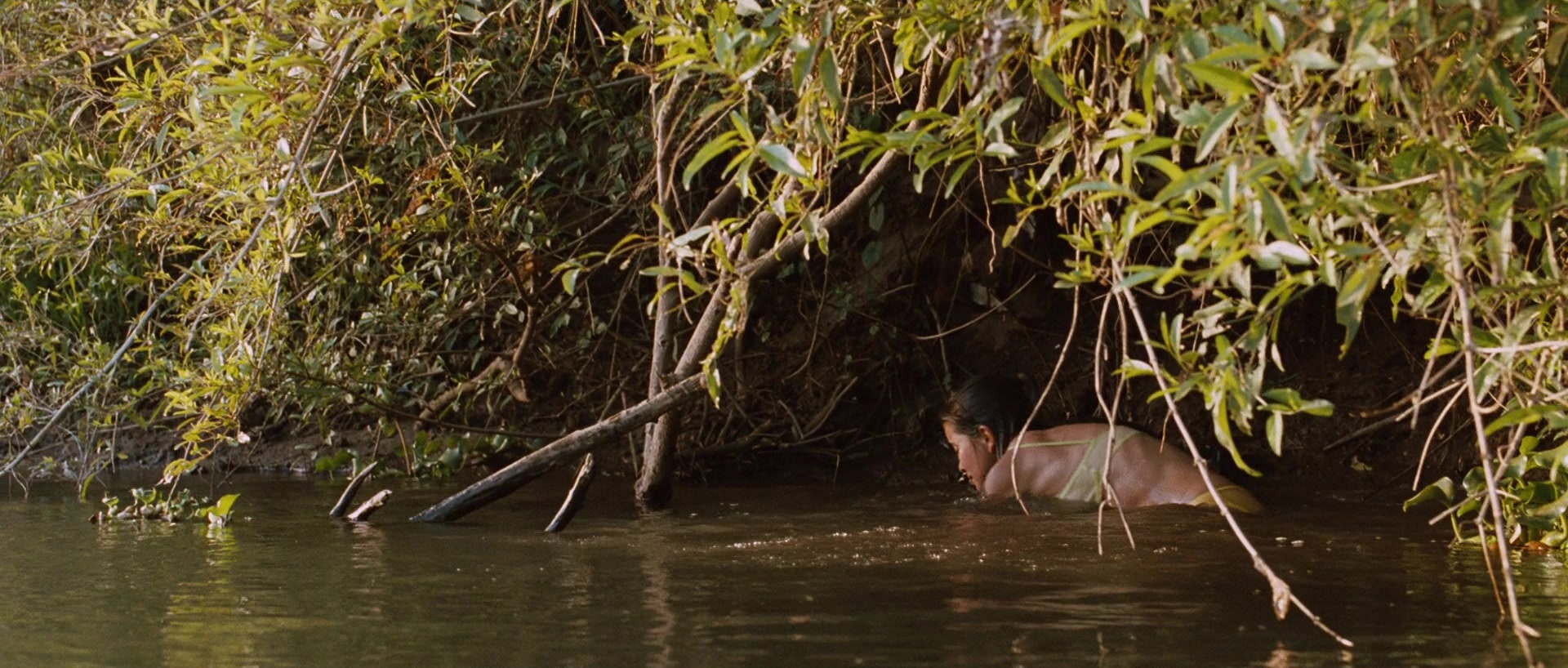 Sin nombre (2009), unknown, 2.35:1 — film still