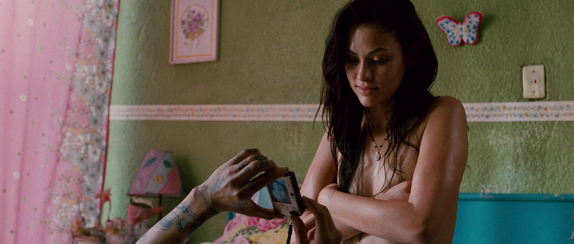 Sin nombre (2009), wide, 2.35:1 — film still