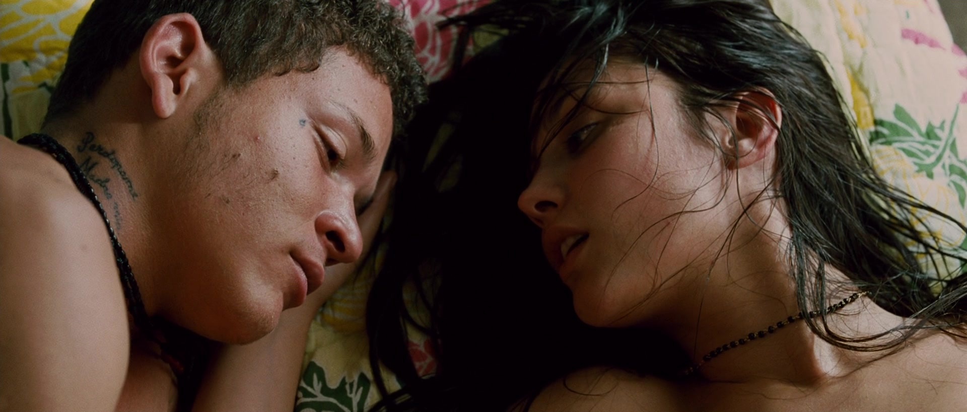 Sin nombre (2009), wide, 2.35:1 — film still
