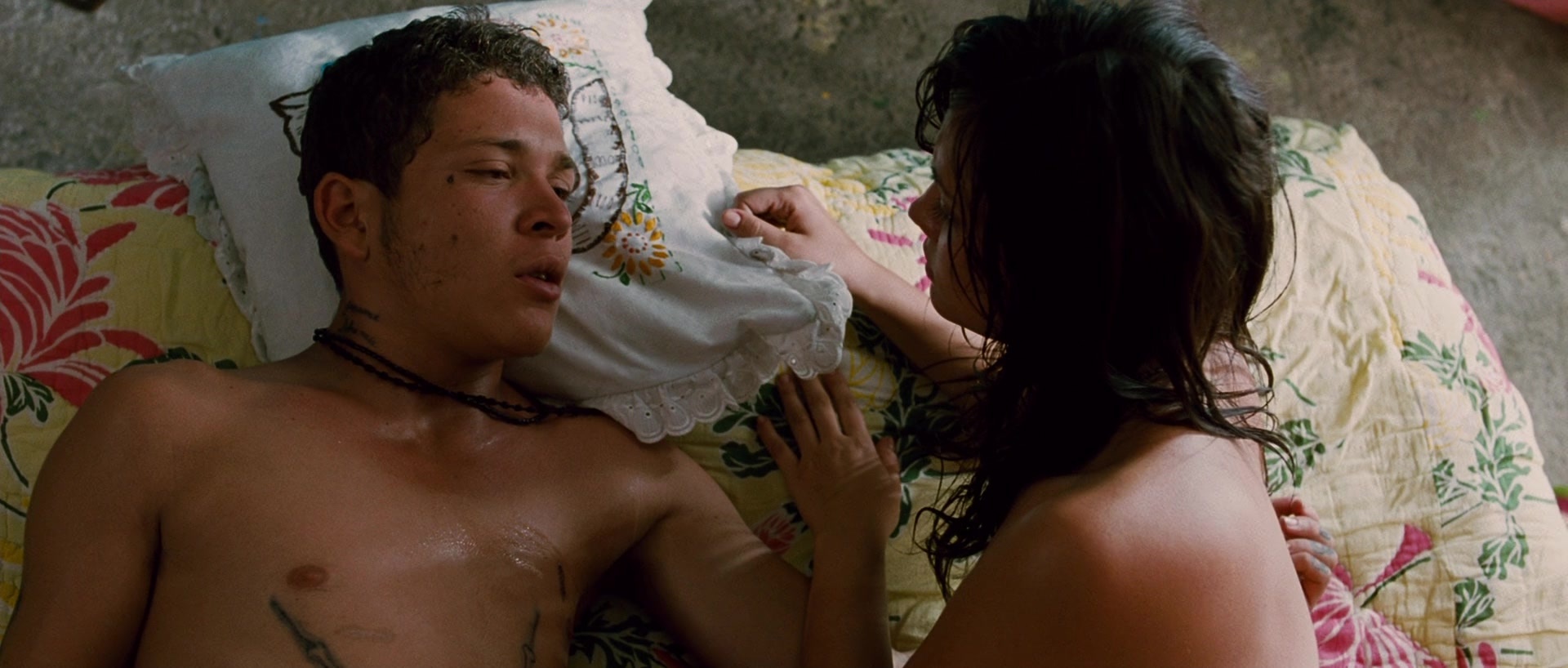 Sin nombre (2009), wide, 2.35:1 — film still