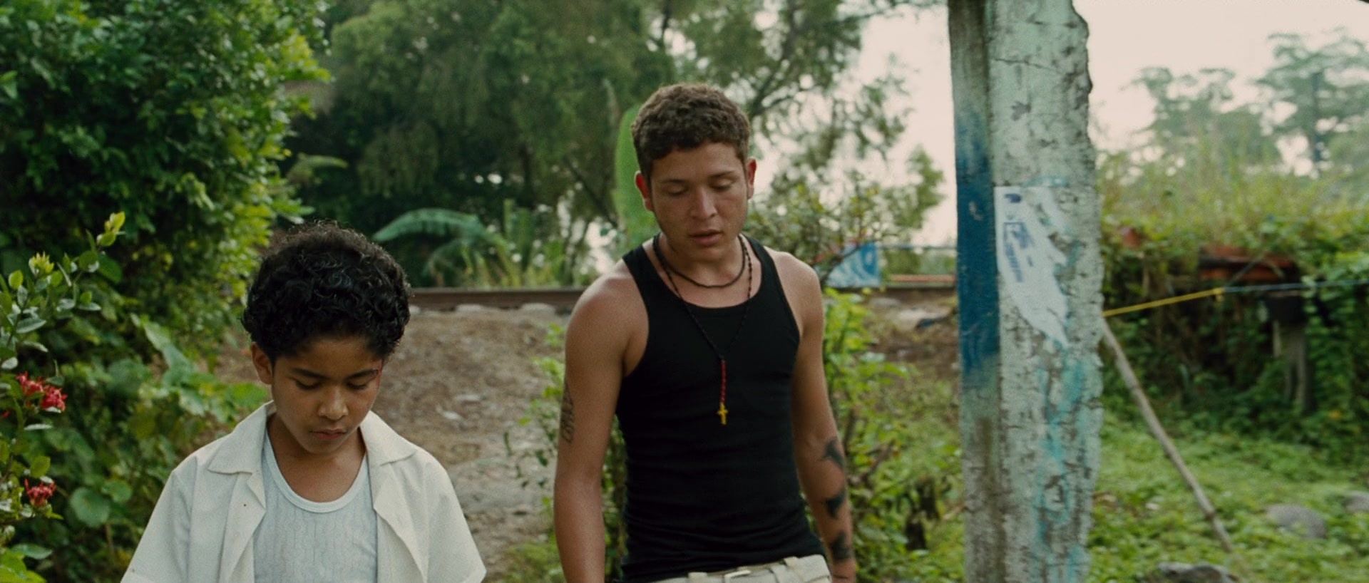 Sin nombre (2009), wide, 2.35:1 — film still