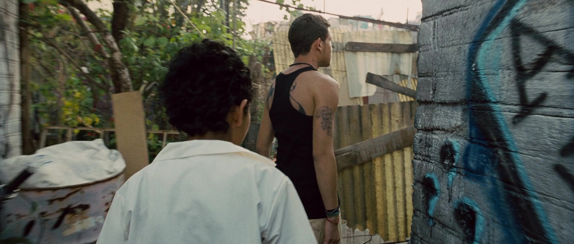Sin nombre (2009), wide, 2.35:1 — film still