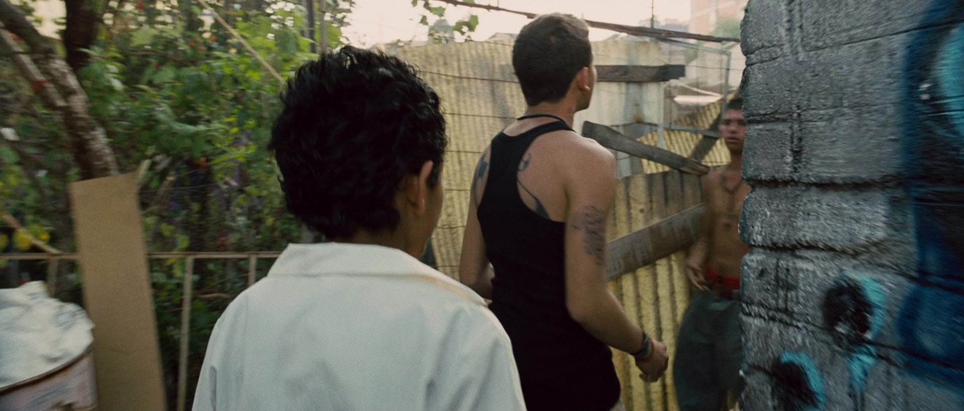 Sin nombre (2009), wide, 2.35:1 — film still