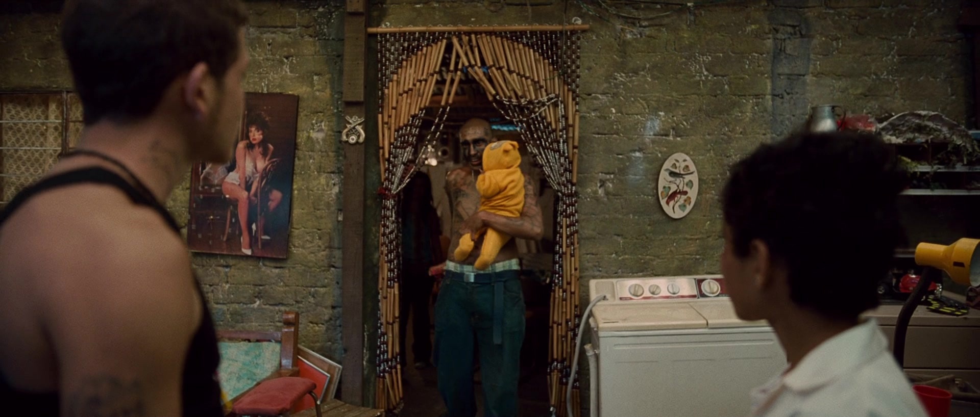 Sin nombre (2009), wide, 2.35:1 — film still