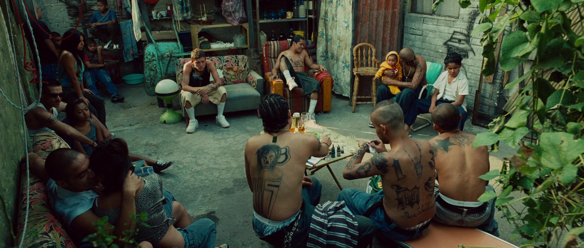 Sin nombre (2009), wide, 2.35:1 — film still