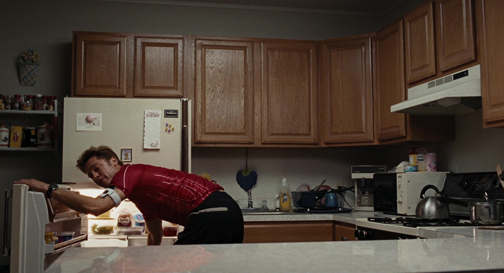 Burn After Reading (2008), wide, 1.85:1 — film still