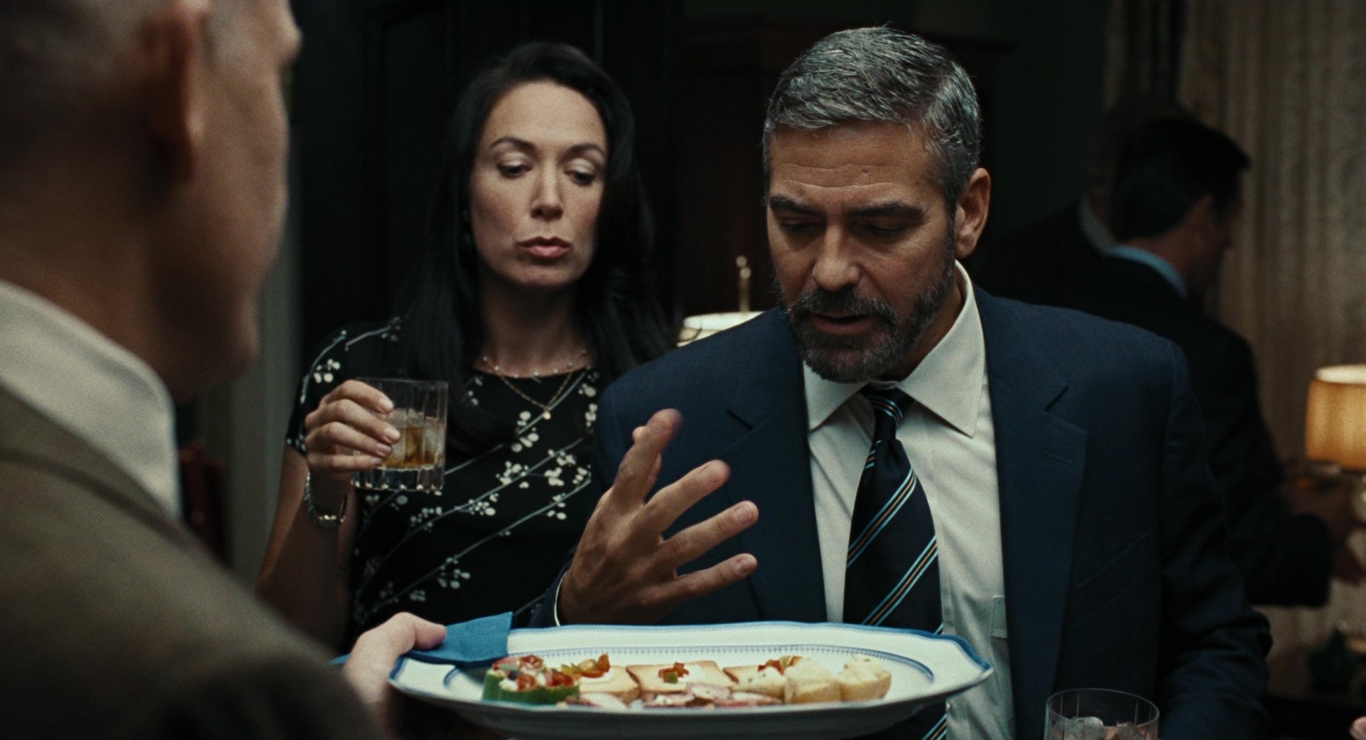 Burn After Reading (2008), wide, 1.85:1 — film still