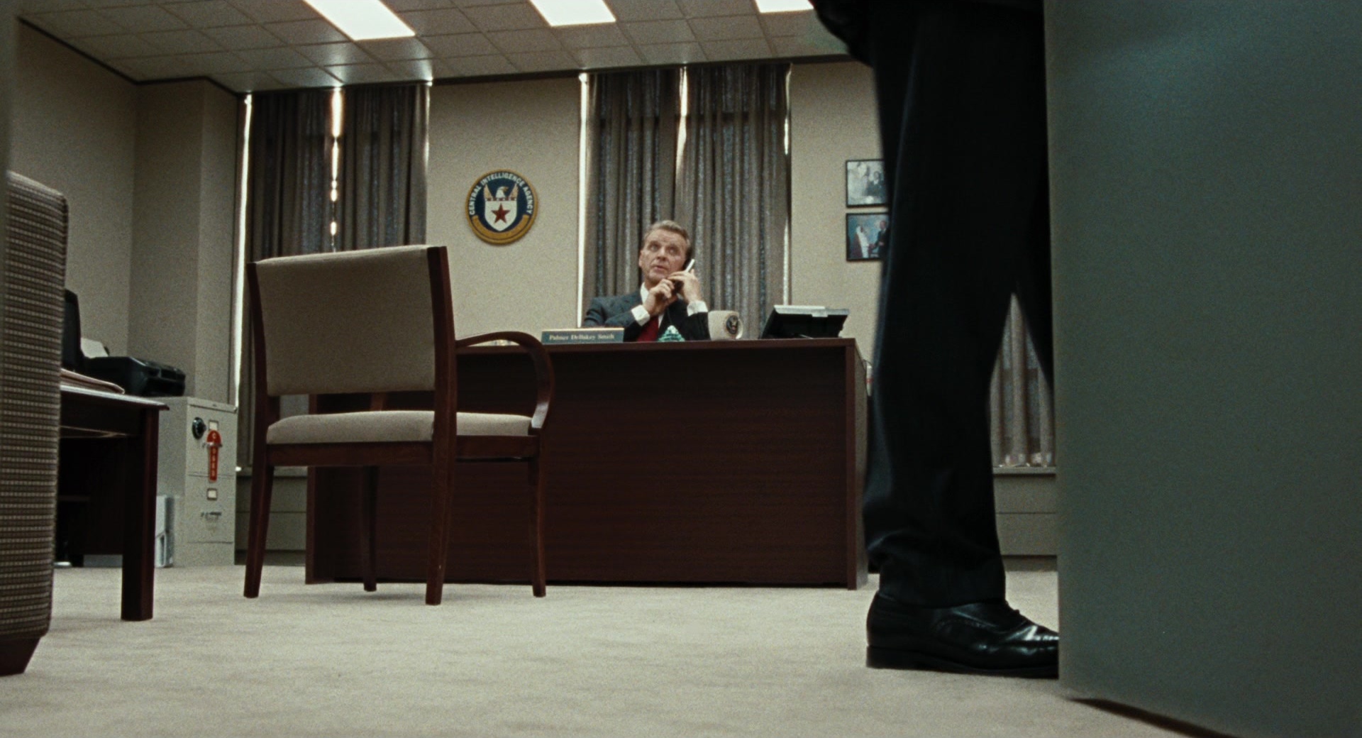 Burn After Reading (2008), wide, 1.85:1 — film still