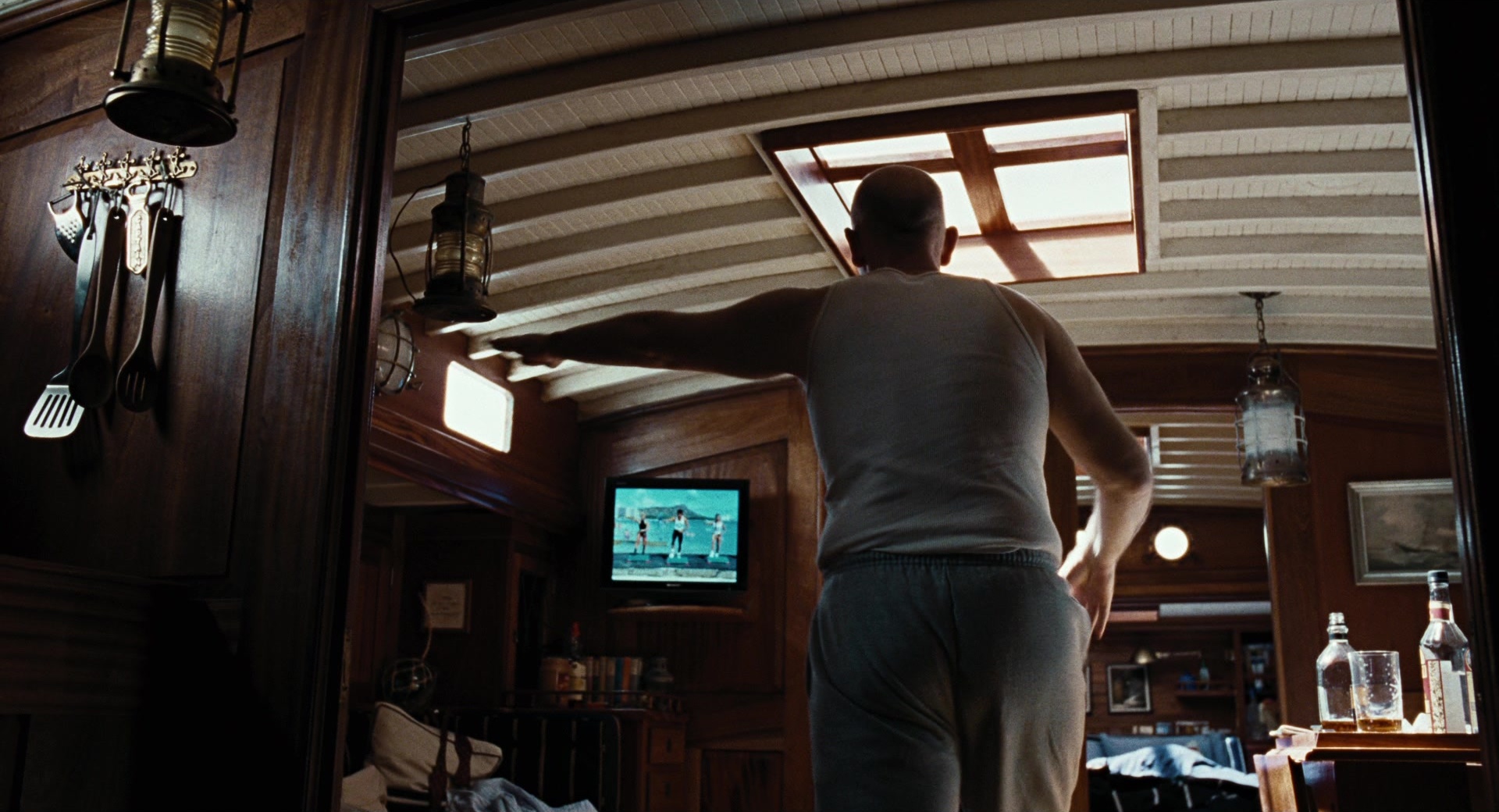 Burn After Reading (2008), wide, 1.85:1 — film still