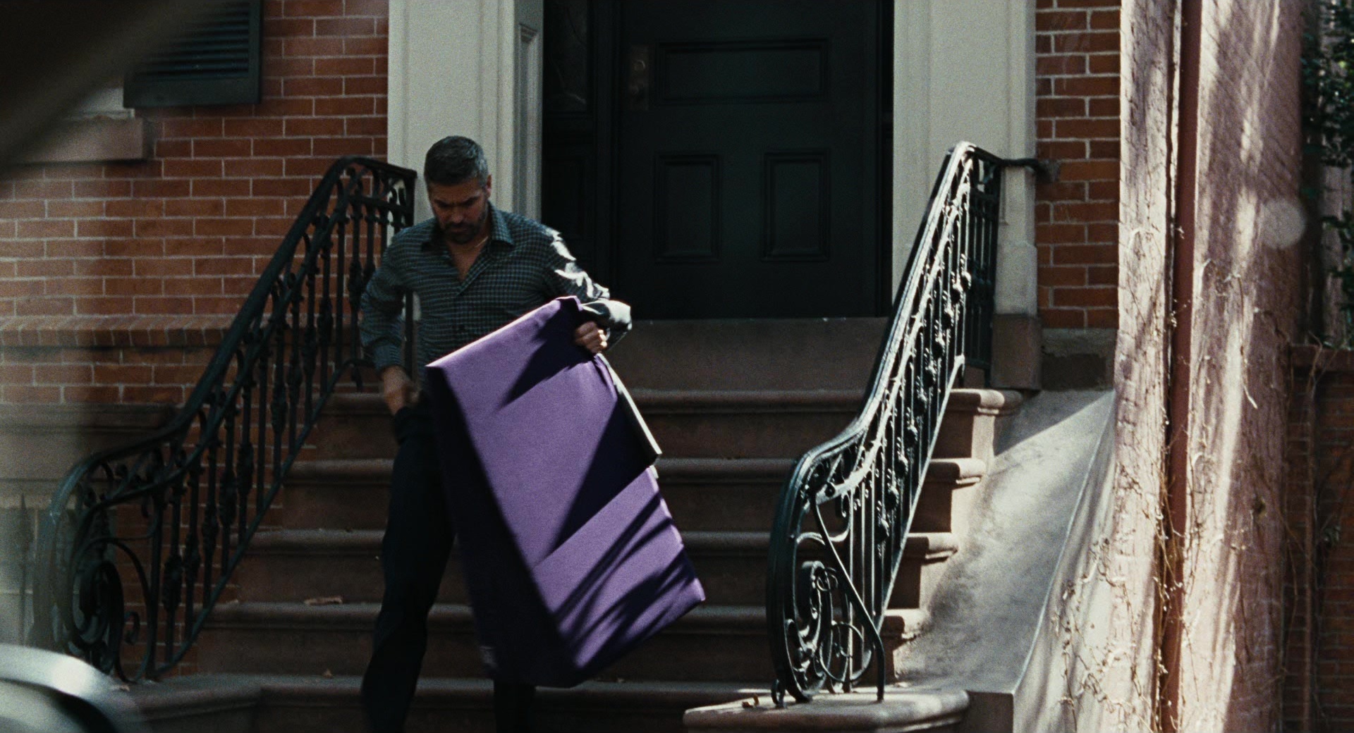 Burn After Reading (2008), wide, 1.85:1 — film still