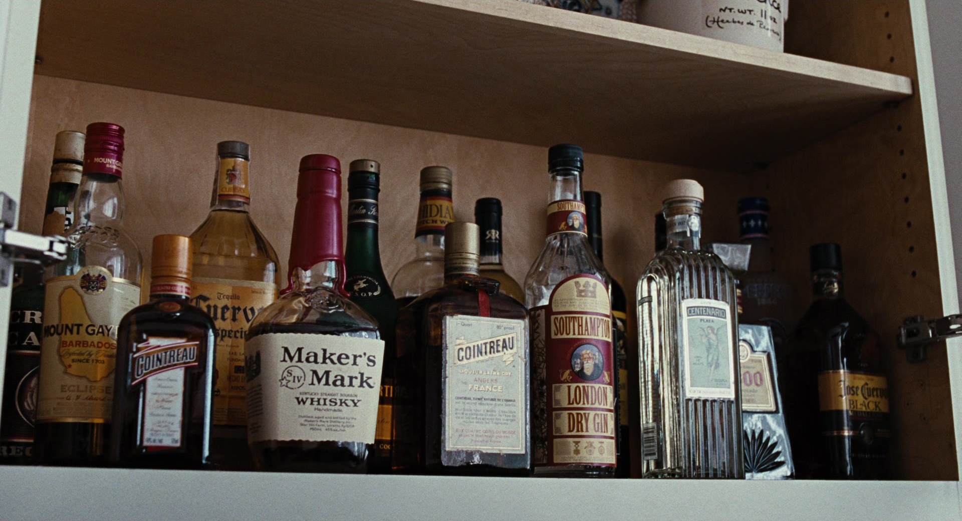 Burn After Reading (2008), unknown, 1.85:1 — film still