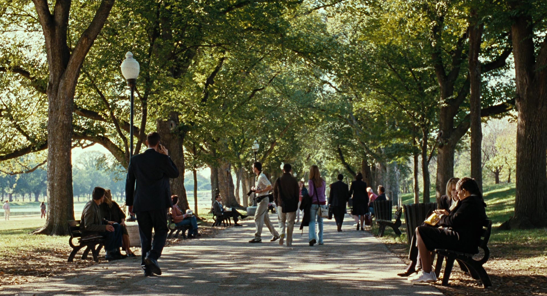 Burn After Reading (2008), wide, 1.85:1 — film still