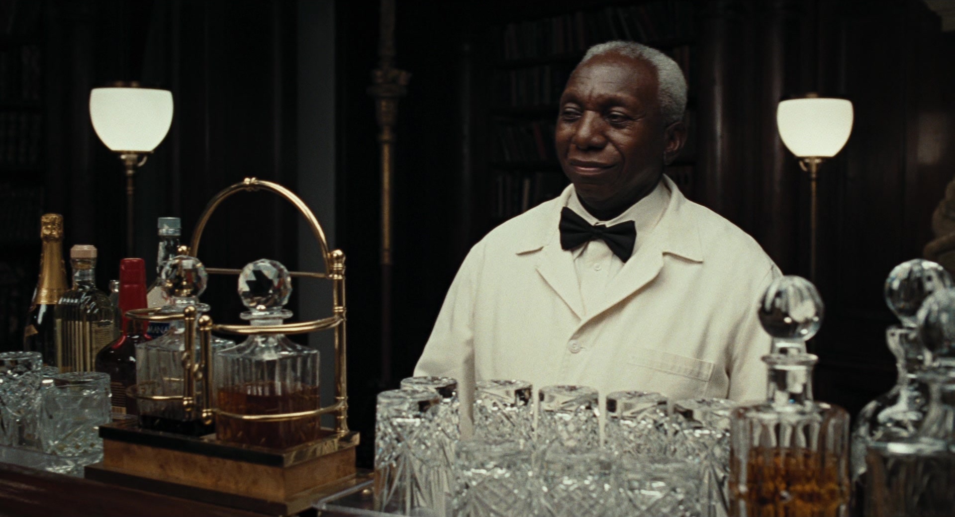 Burn After Reading (2008), wide, 1.85:1 — film still