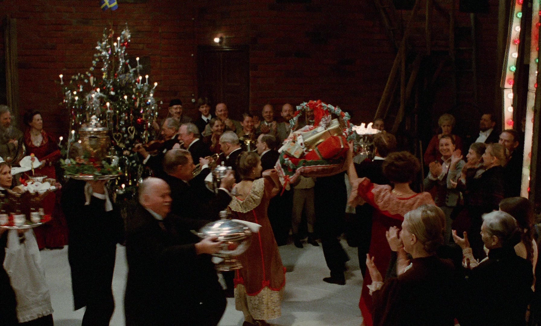 Fanny och Alexander (1982), wide, 1.66:1 — film still