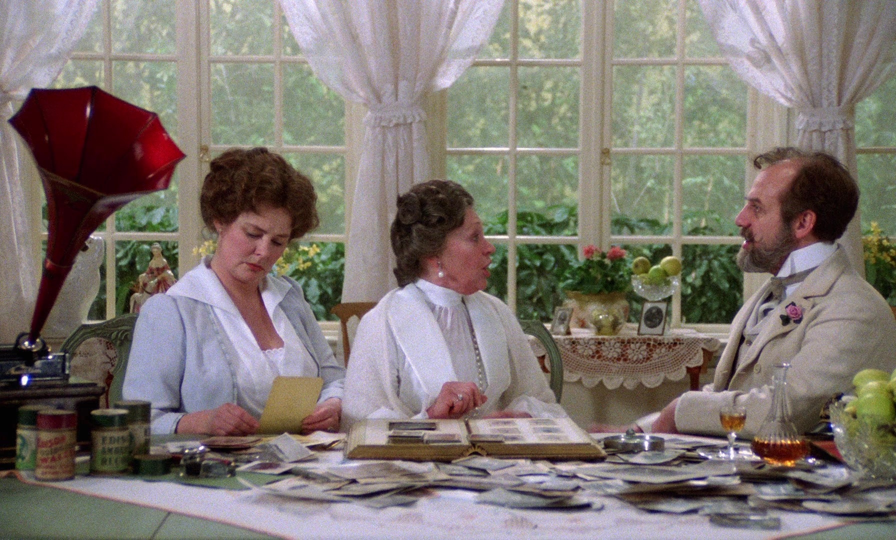 Fanny och Alexander (1982), wide, 1.66:1 — film still