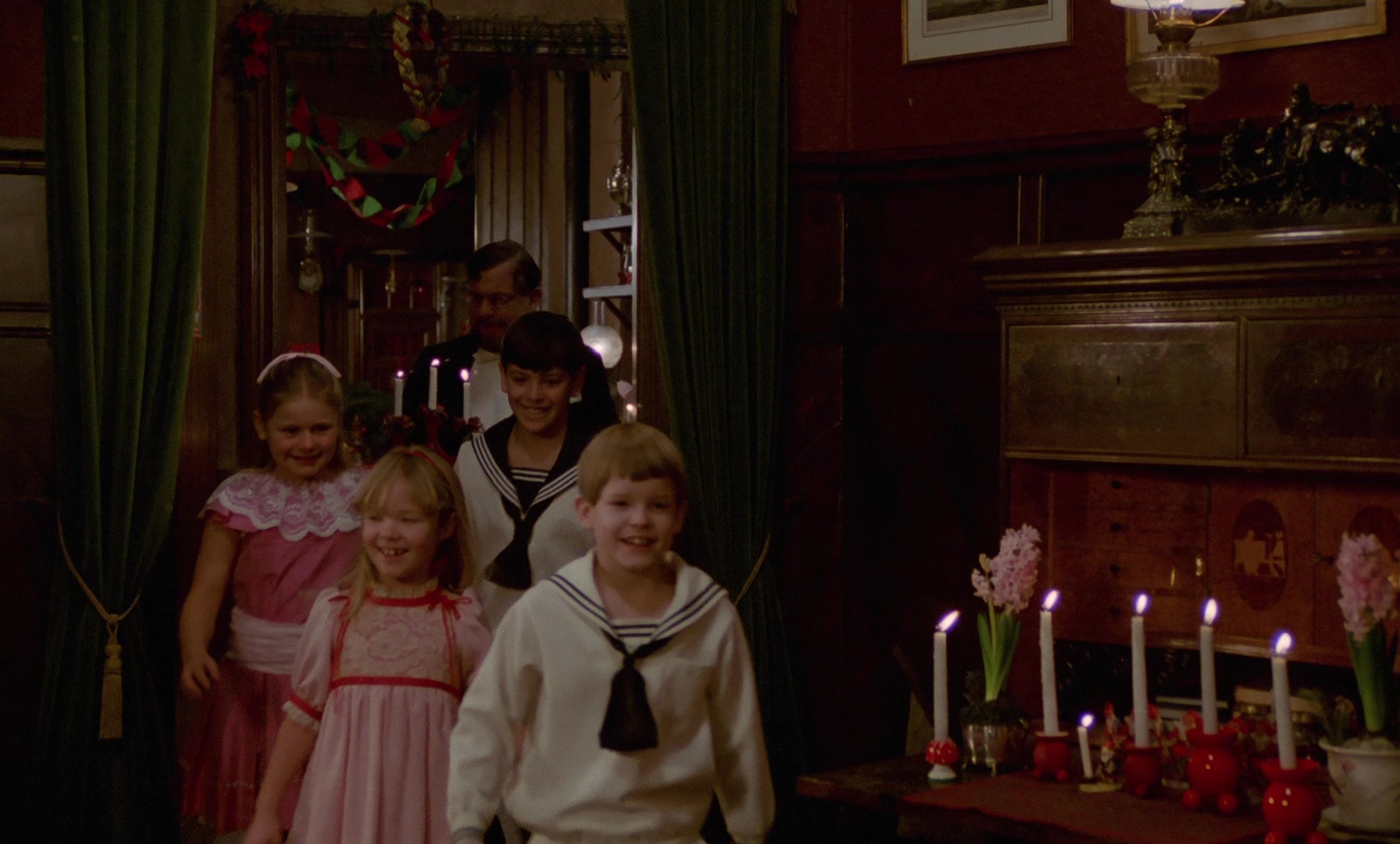 Fanny och Alexander (1982), wide, 1.66:1 — film still