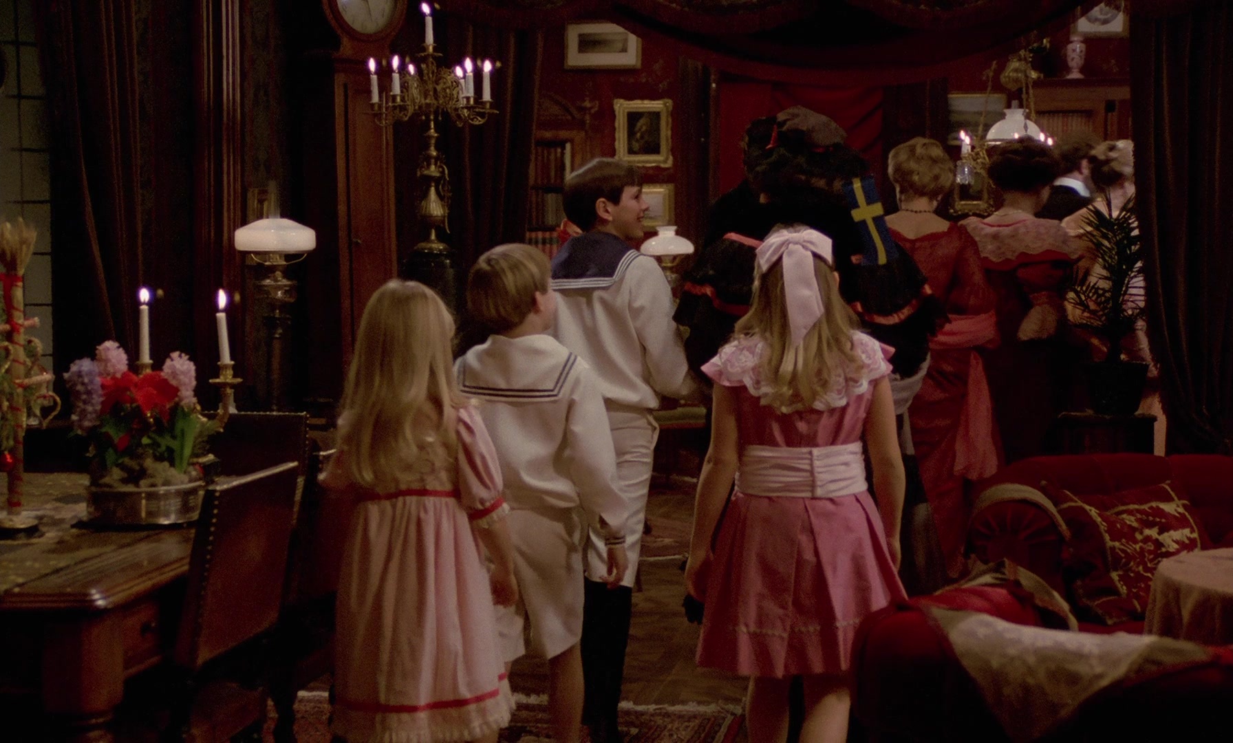 Fanny och Alexander (1982), wide, 1.66:1 — film still