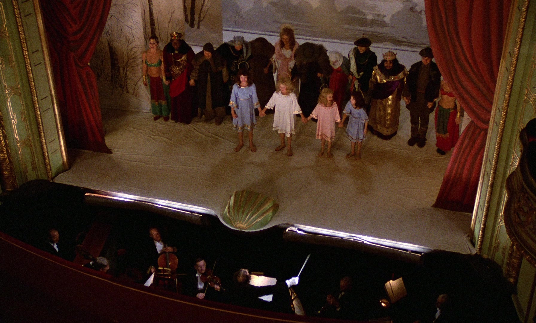 Fanny och Alexander (1982), wide, 1.66:1 — film still