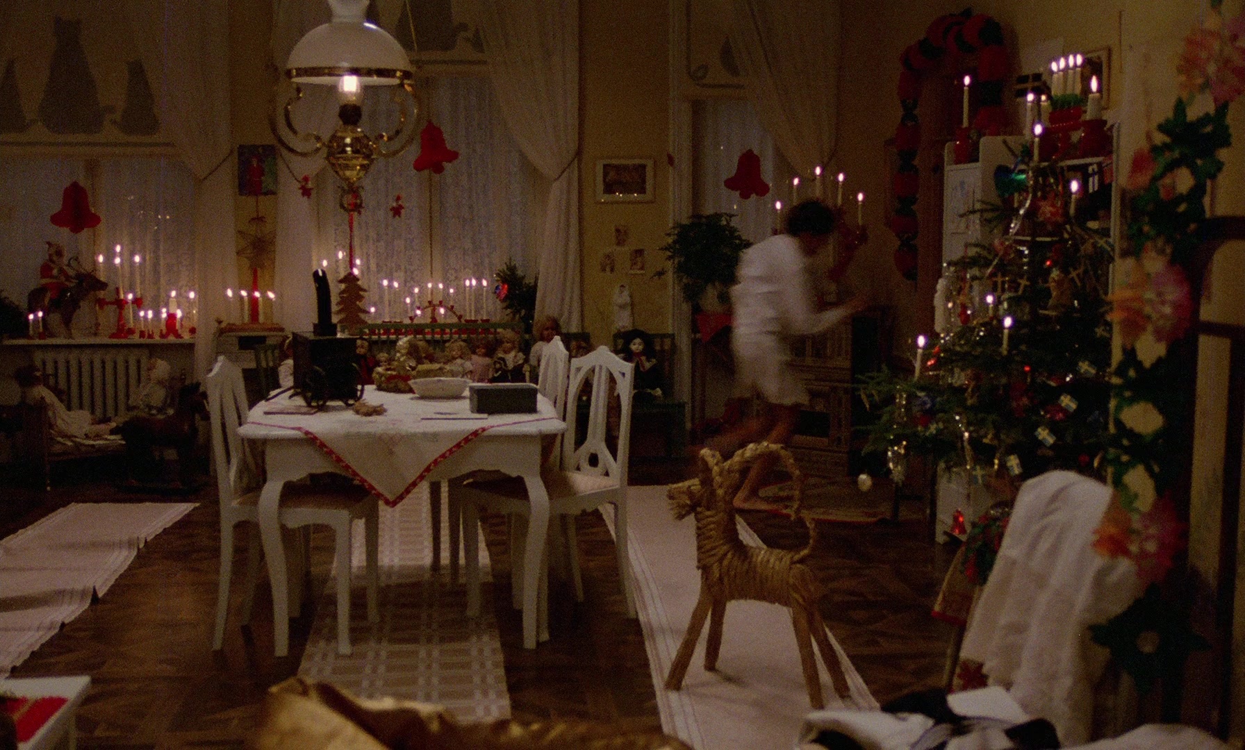 Fanny och Alexander (1982), wide, 1.66:1 — film still