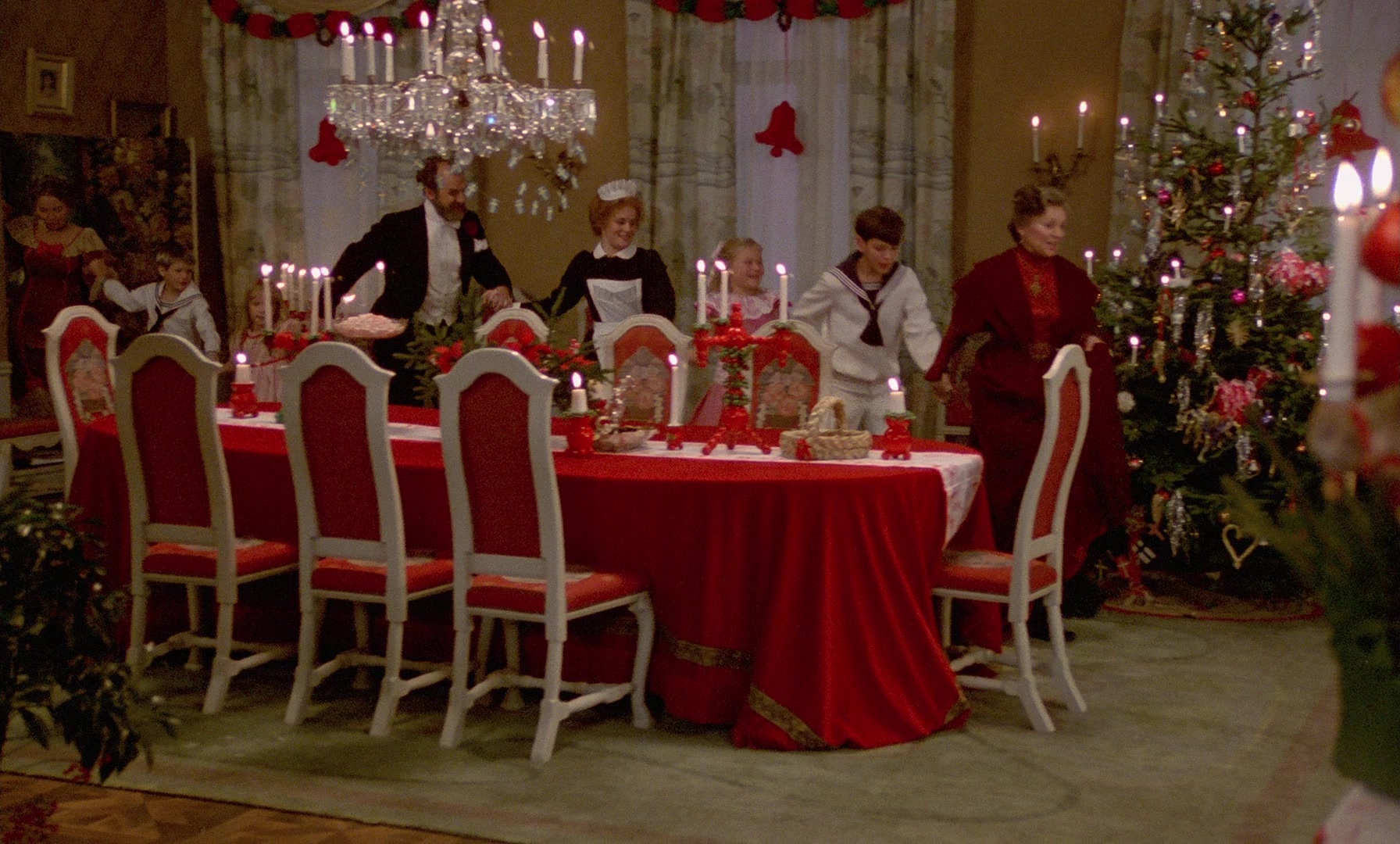 Fanny och Alexander (1982), wide, 1.66:1 — film still