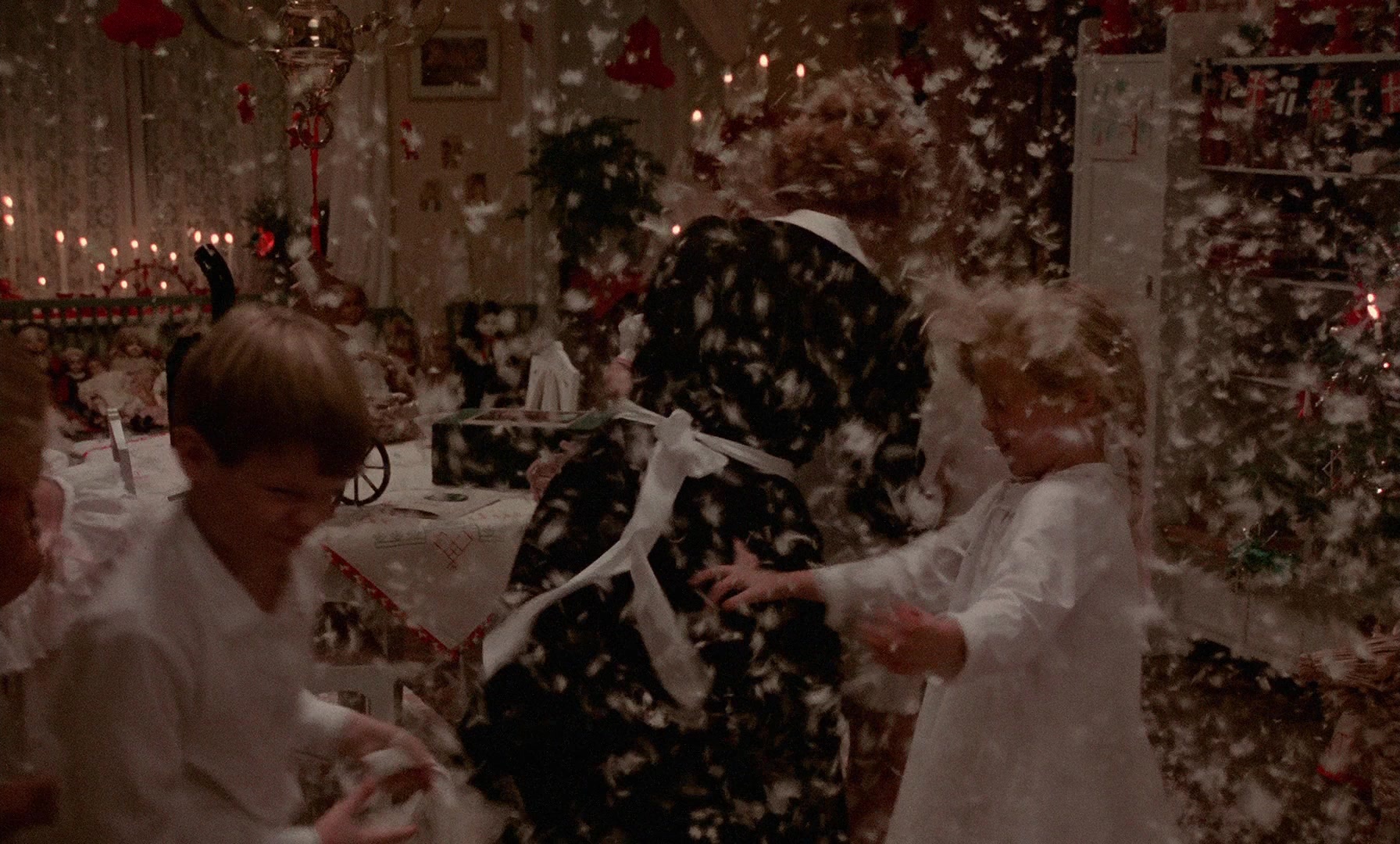 Fanny och Alexander (1982), wide, 1.66:1 — film still