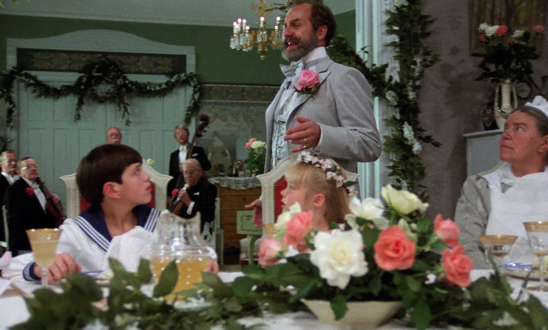 Fanny och Alexander (1982), wide, 1.66:1 — film still