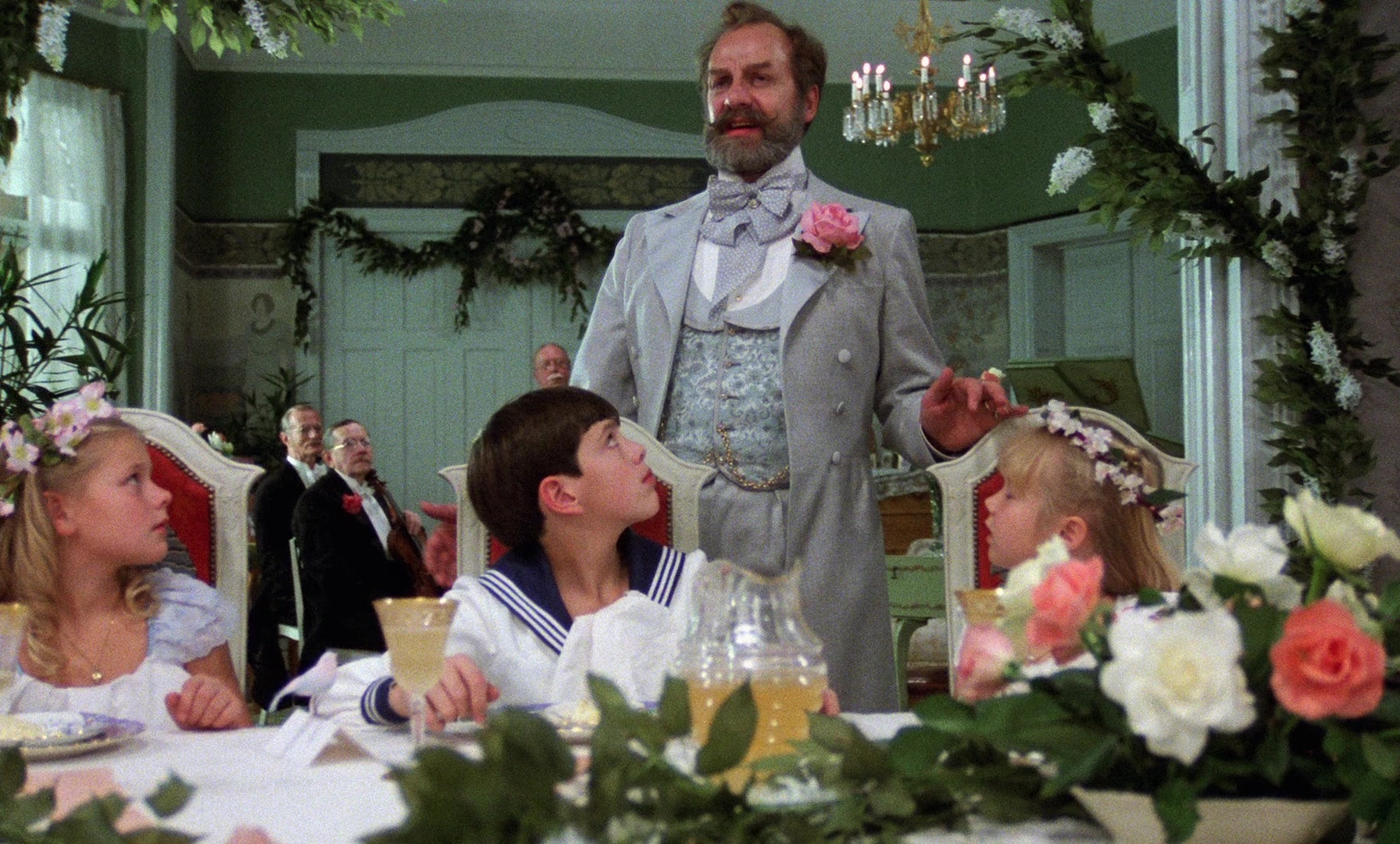 Fanny och Alexander (1982), wide, 1.66:1 — film still
