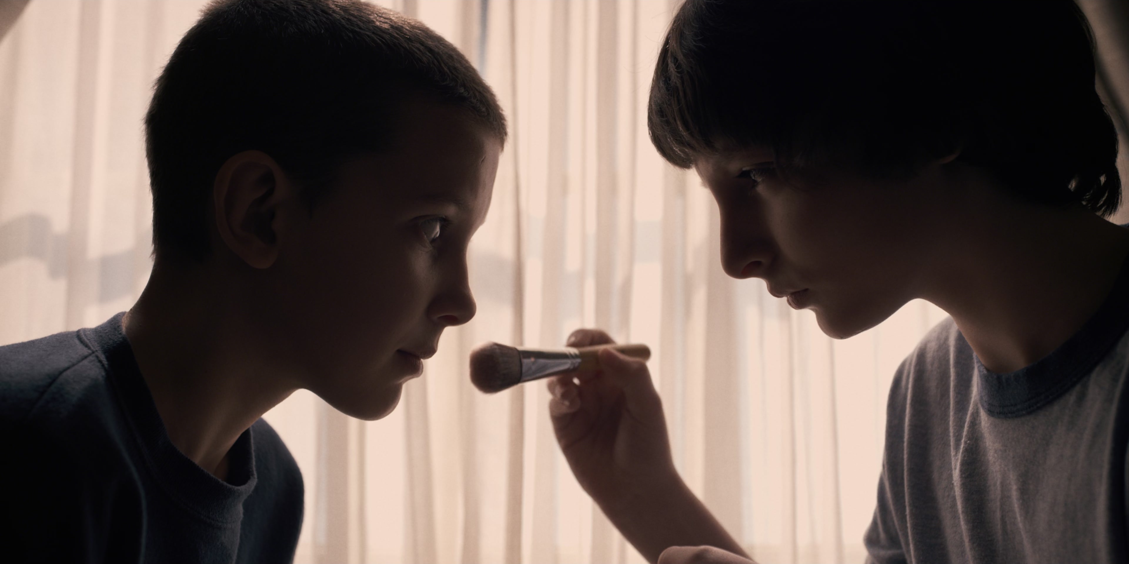 Stranger Things (2016), unknown, 2.00:1 — film still