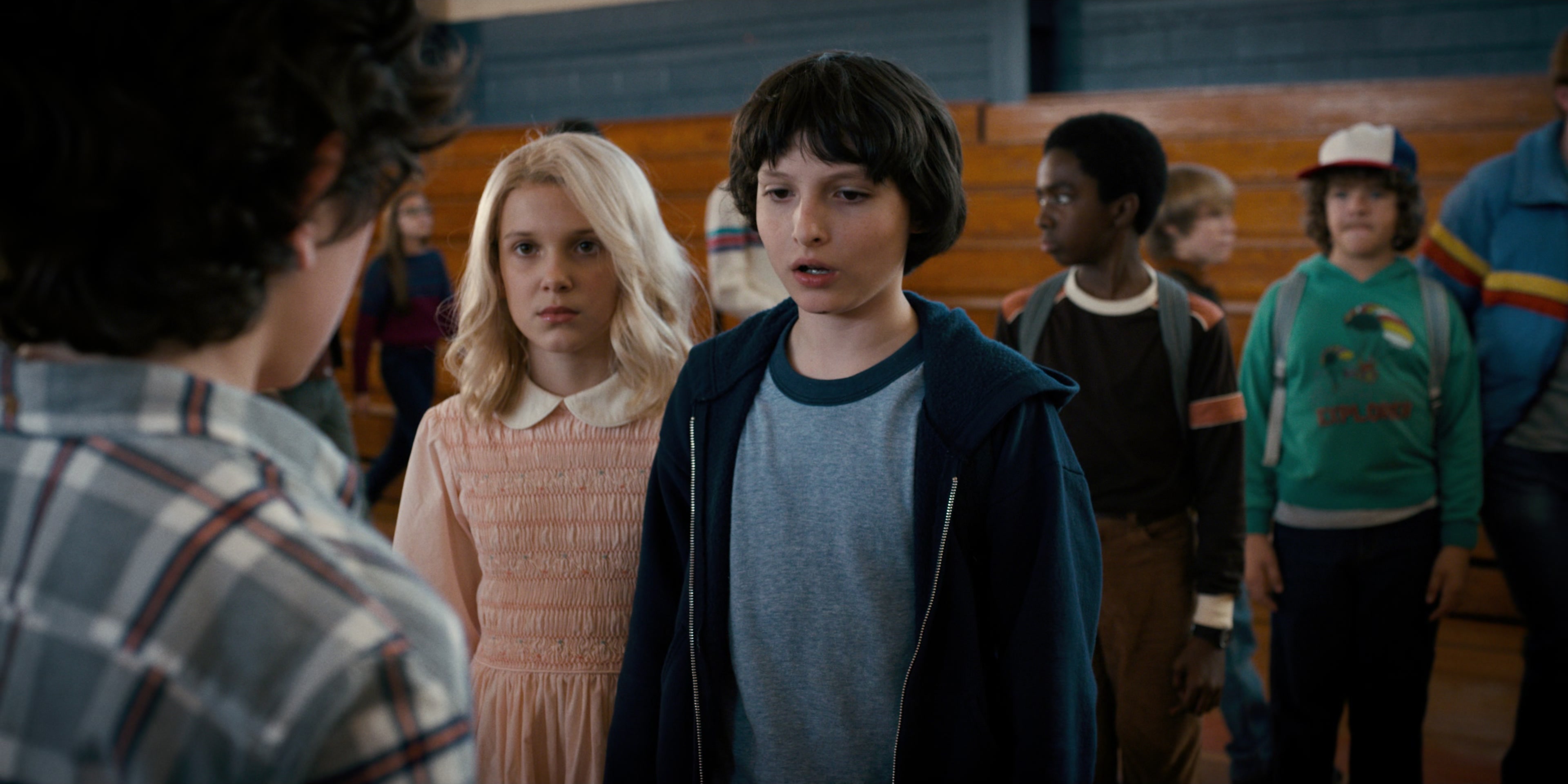 Stranger Things (2016), wide, 2.00:1 — film still