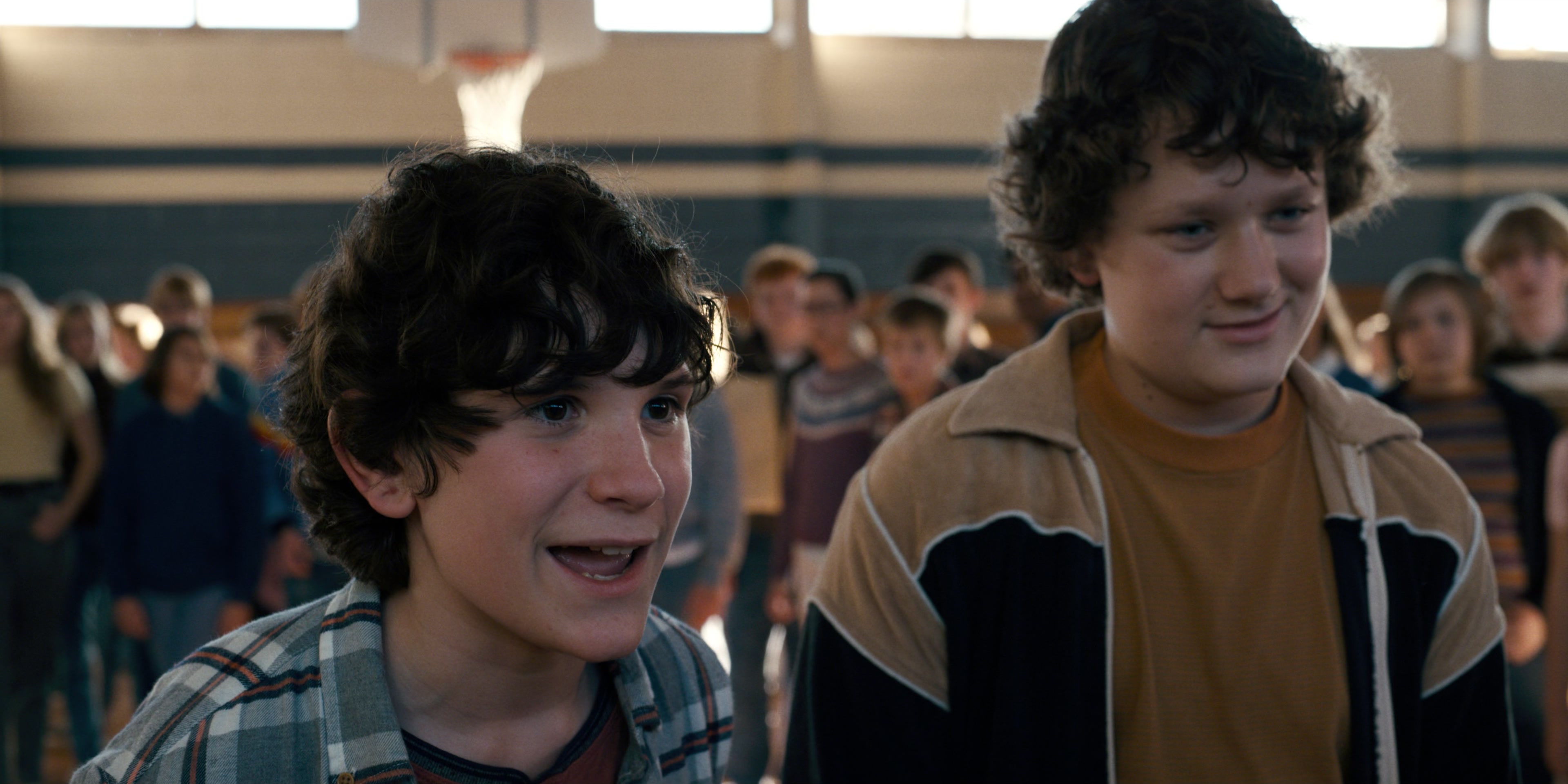 Stranger Things (2016), wide, 2.00:1 — film still
