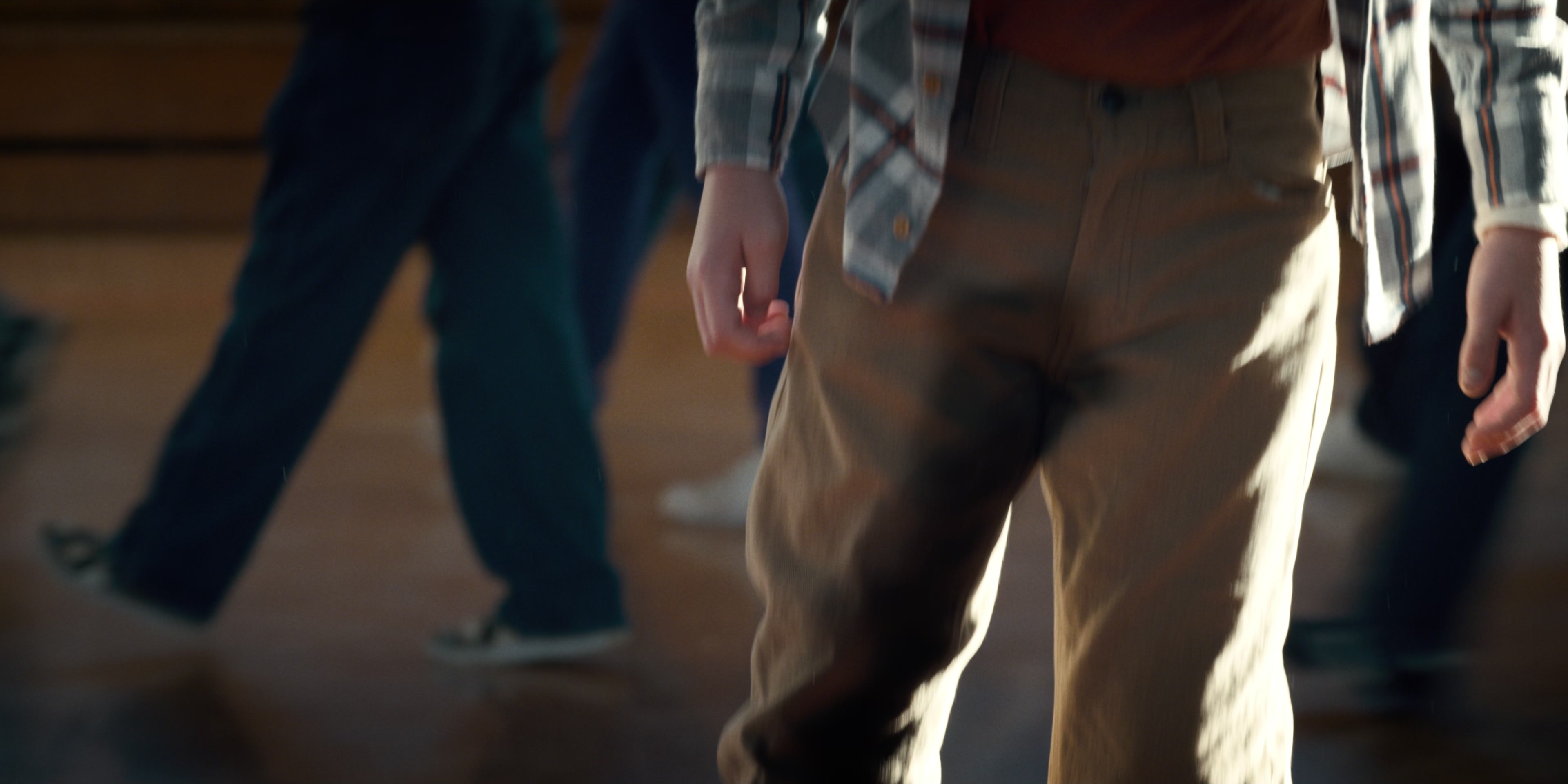 Stranger Things (2016), unknown, 2.00:1 — film still