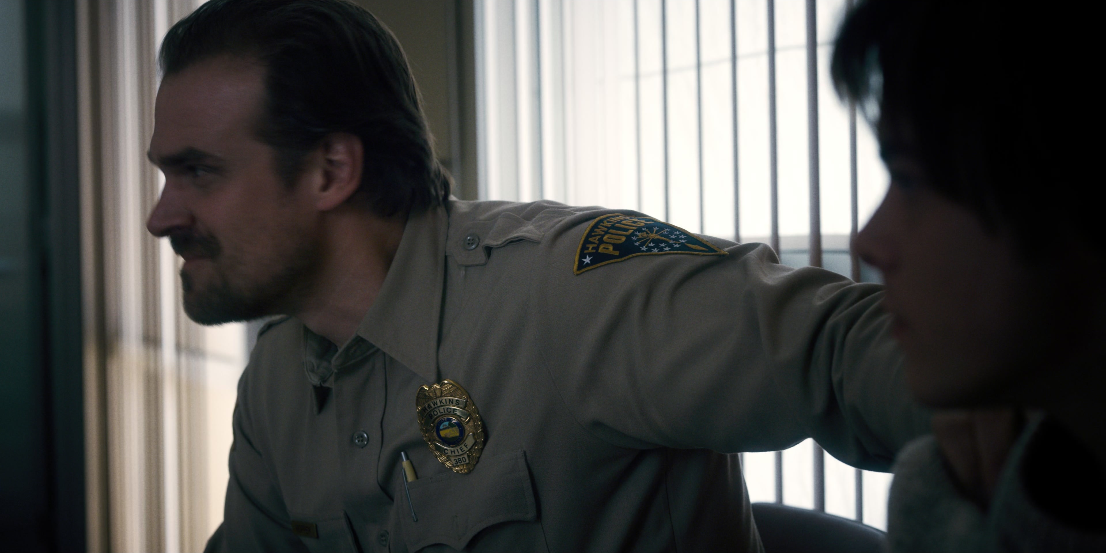 Stranger Things (2016), wide, 2.00:1 — film still