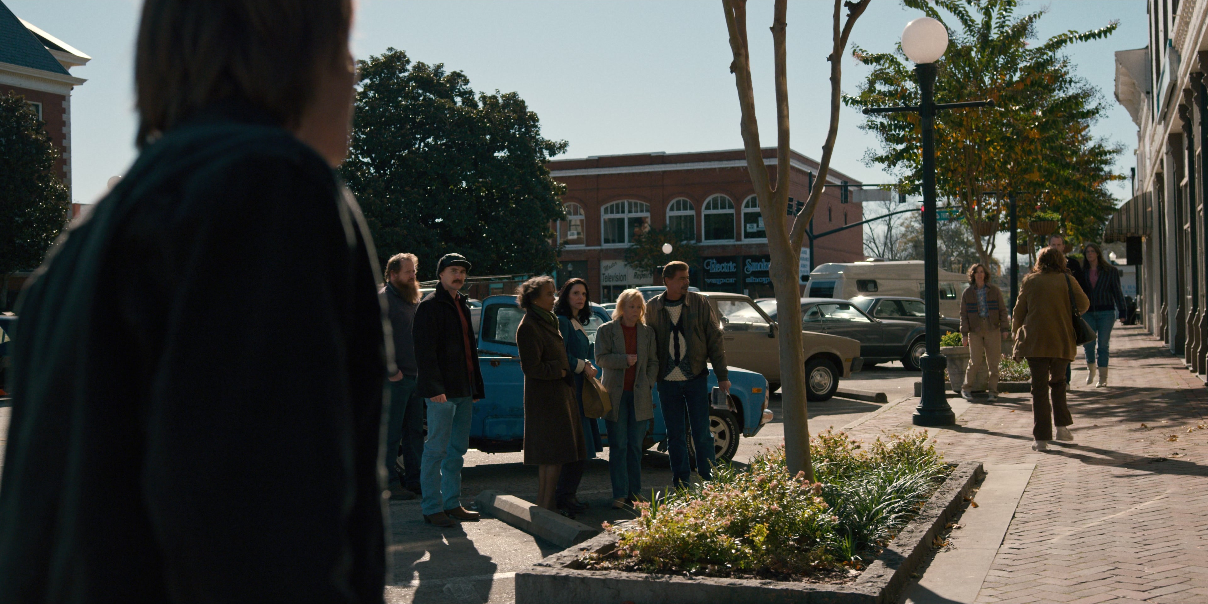Stranger Things (2016), wide, 2.00:1 — film still