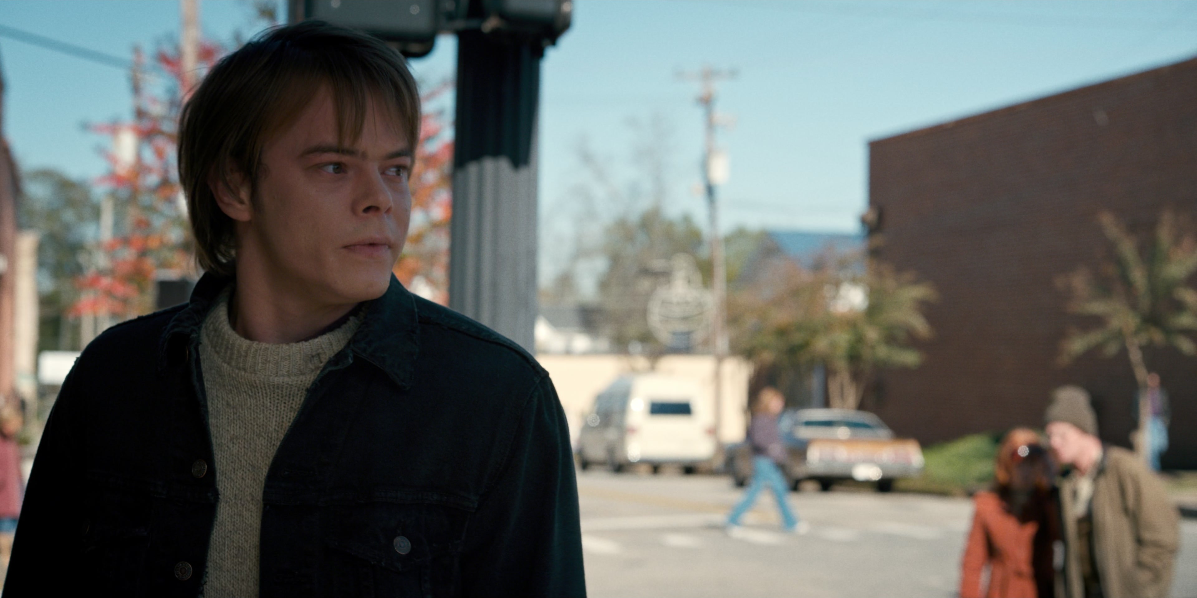 Stranger Things (2016), wide, 2.00:1 — film still