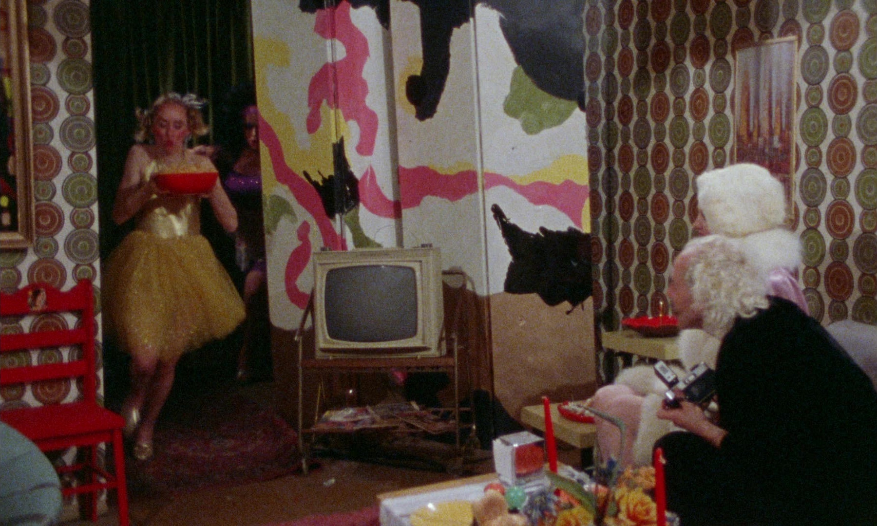 Female Trouble (1974), wide, 1.67:1 — film still