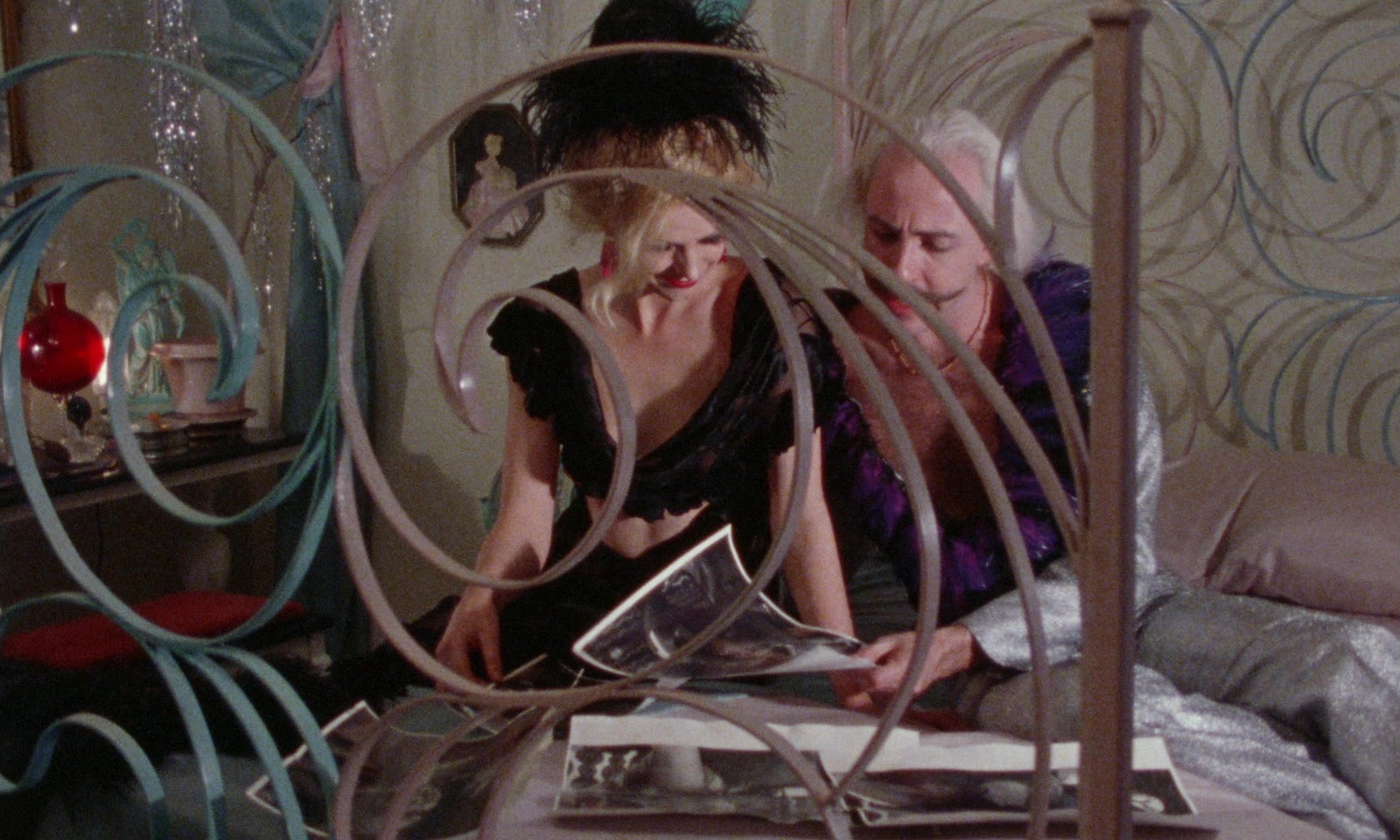 Female Trouble (1974), wide, 1.67:1 — film still