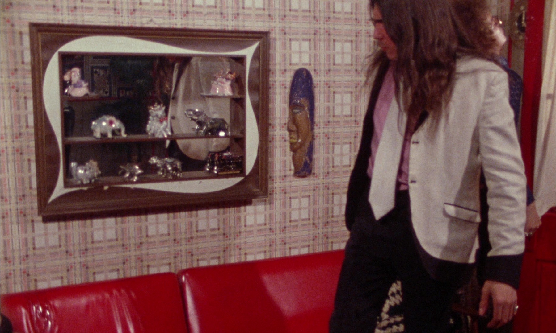 Female Trouble (1974), wide, 1.67:1 — film still