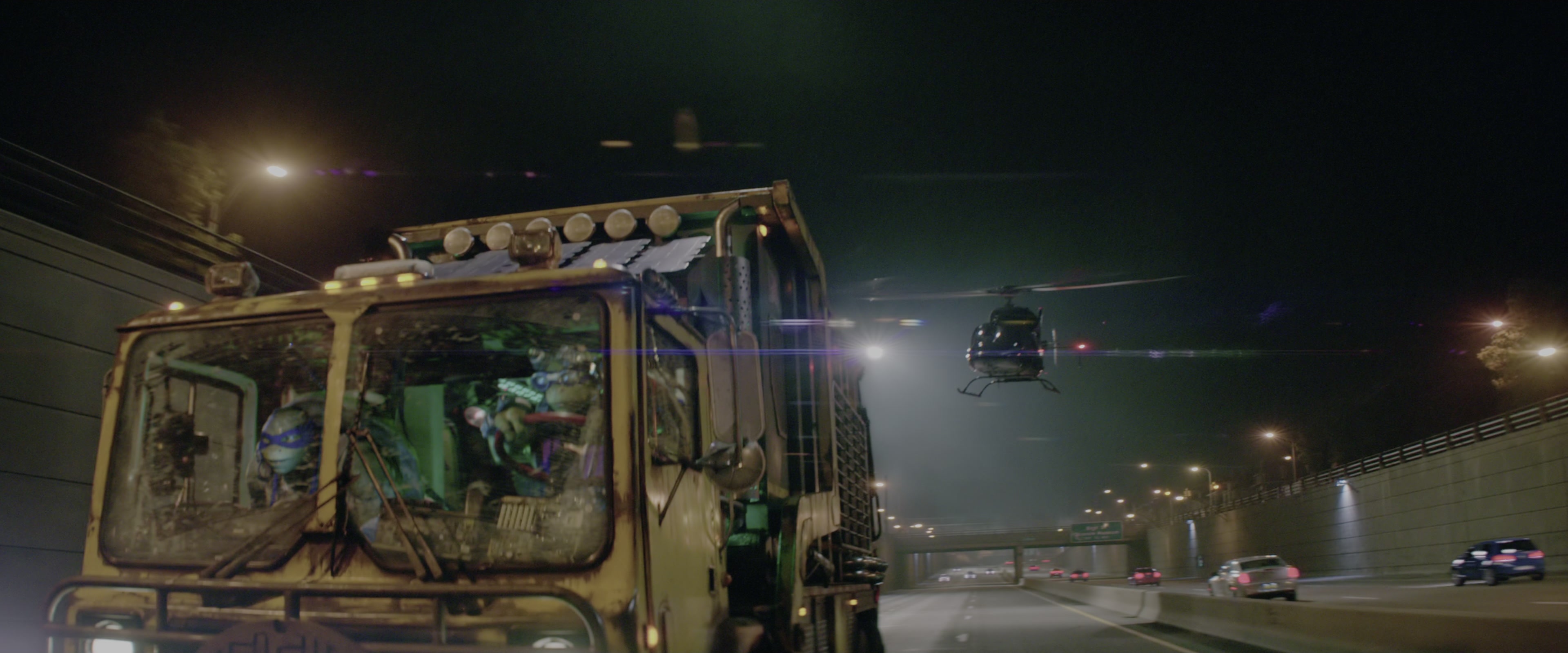 Teenage Mutant Ninja Turtles: Out of the Shadows (2016), wide, 2.40:1 — film still