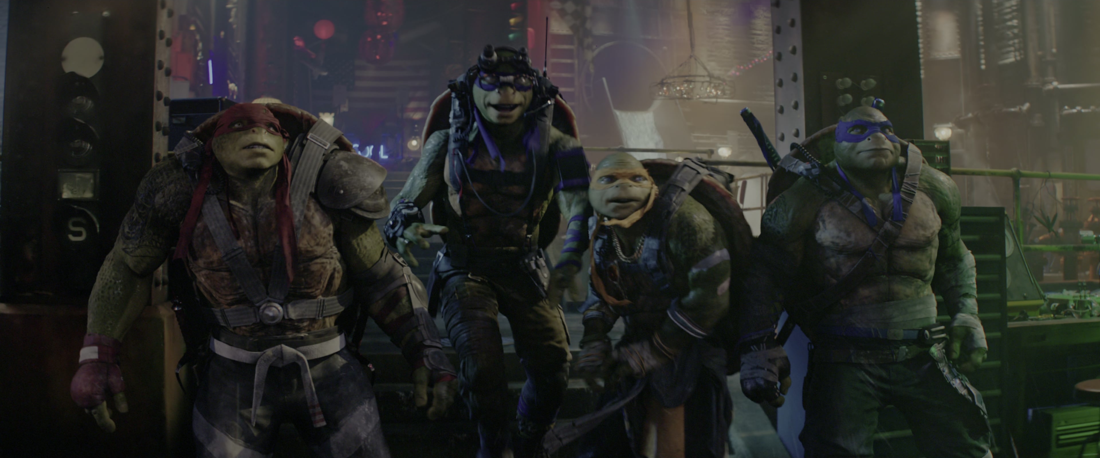 Teenage Mutant Ninja Turtles: Out of the Shadows (2016), wide, 2.40:1 — film still