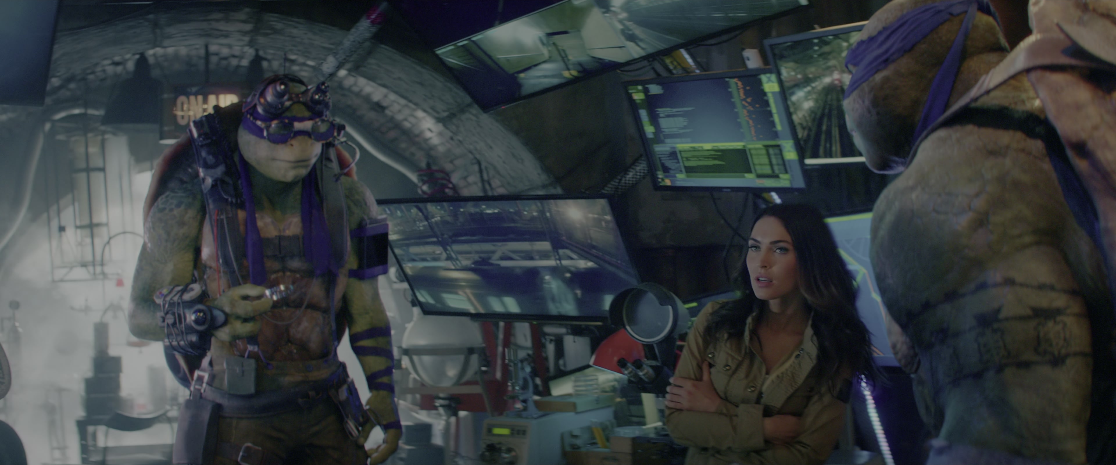 Teenage Mutant Ninja Turtles: Out of the Shadows (2016), wide, 2.40:1 — film still