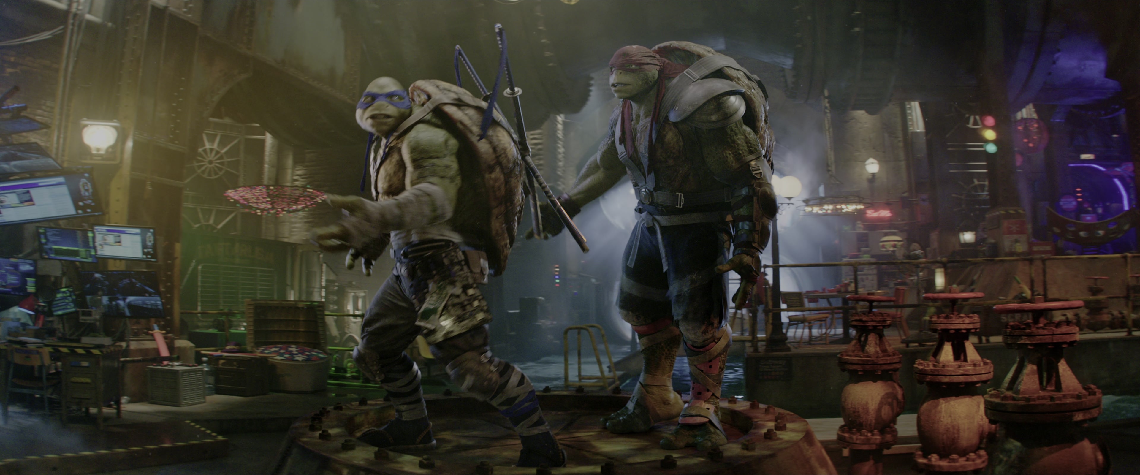 Teenage Mutant Ninja Turtles: Out of the Shadows (2016), wide, 2.40:1 — film still