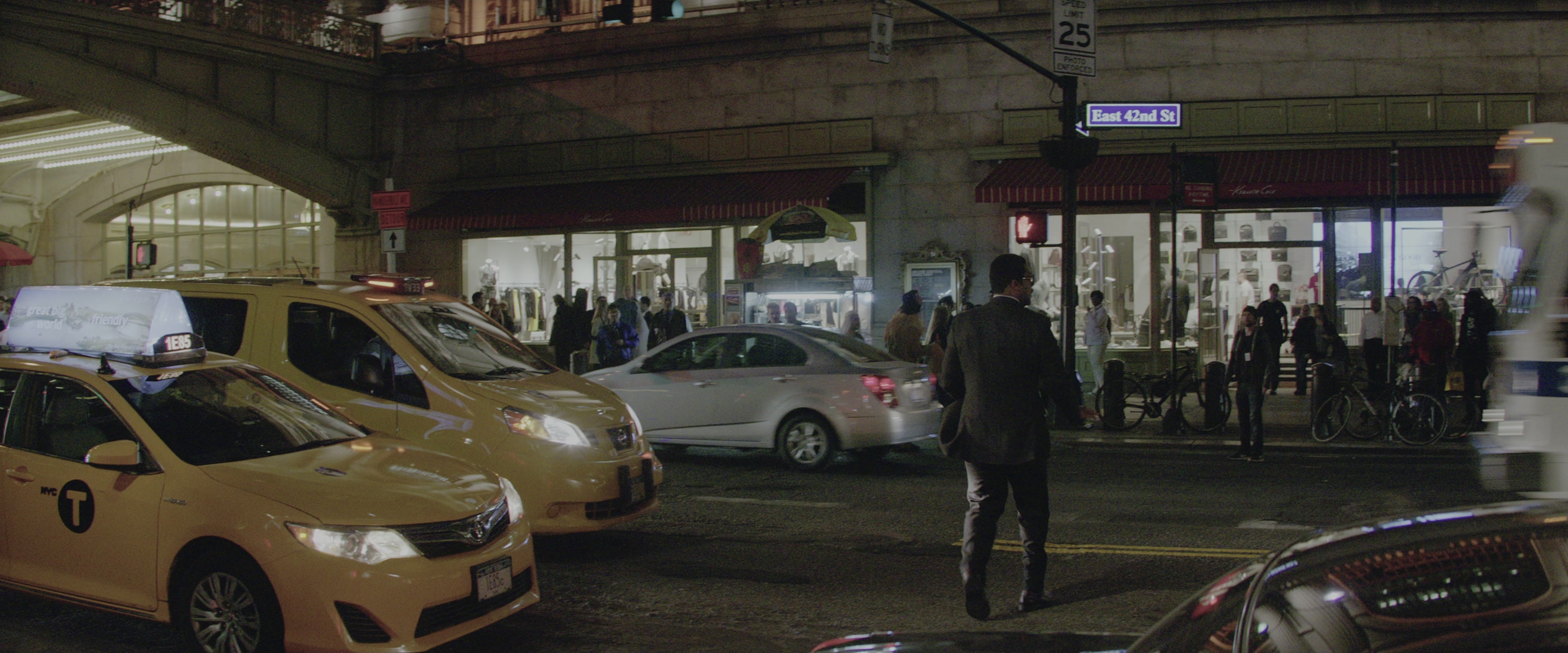 Teenage Mutant Ninja Turtles: Out of the Shadows (2016), wide, 2.40:1 — film still