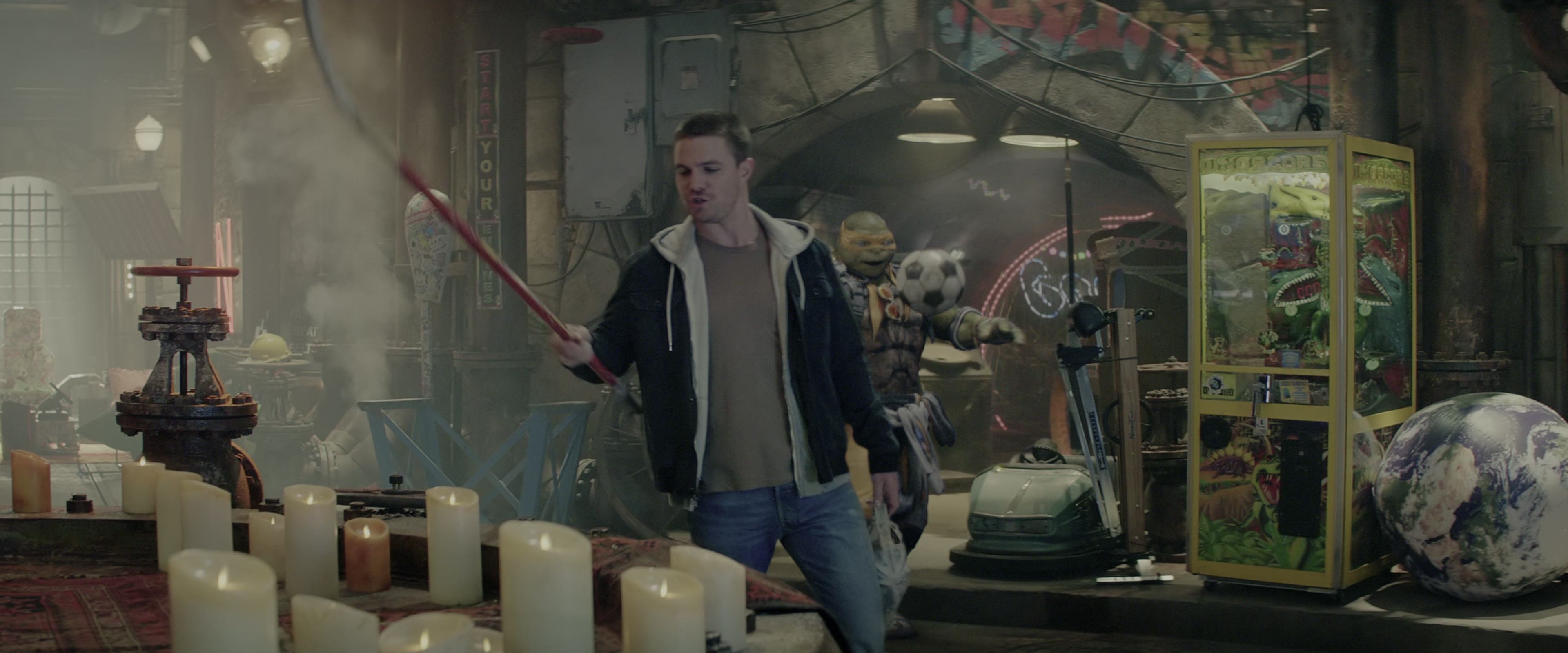 Teenage Mutant Ninja Turtles: Out of the Shadows (2016), wide, 2.40:1 — film still