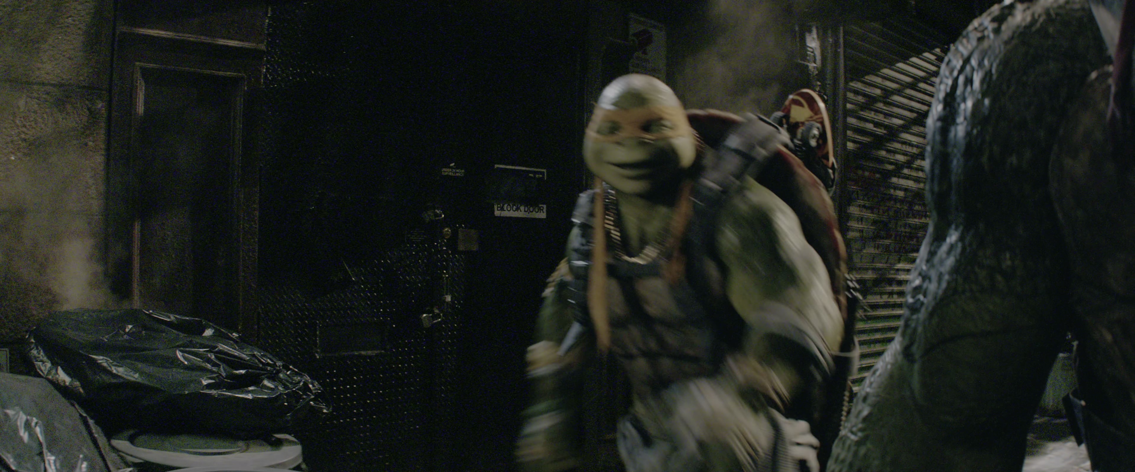 Teenage Mutant Ninja Turtles: Out of the Shadows (2016), wide, 2.40:1 — film still